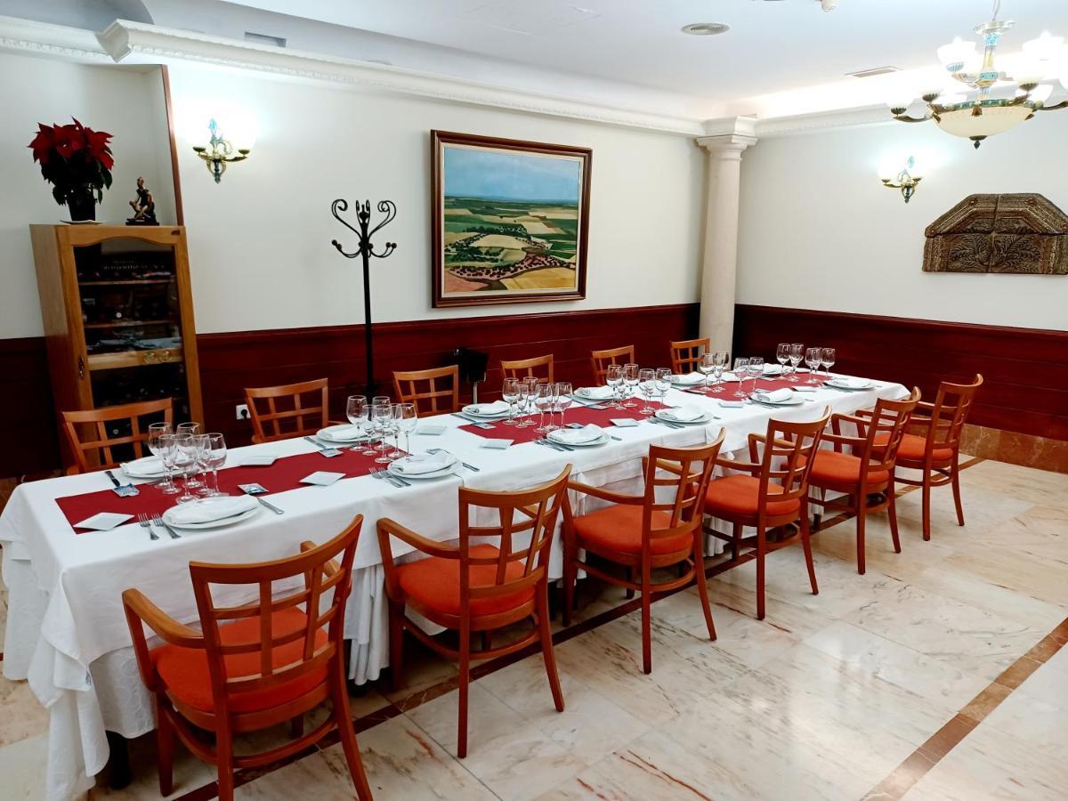 Hotel Santa Cecilia Ciudad Real Exterior photo