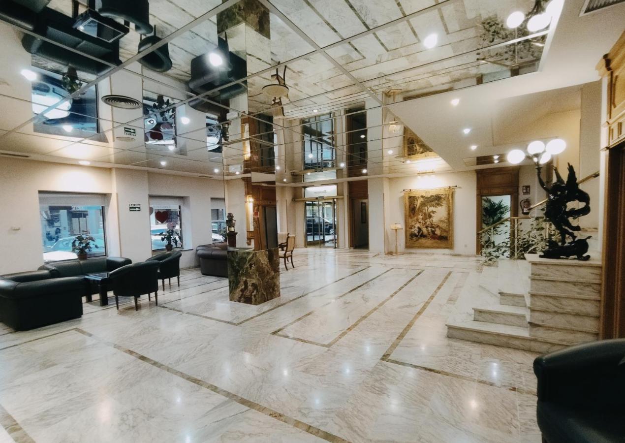 Hotel Santa Cecilia Ciudad Real Exterior photo